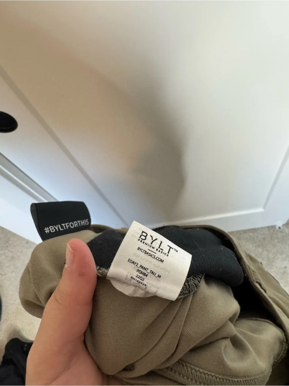 BYLT Basics Premium Everyday Pant 2.0 Khaki Tan Size Medium